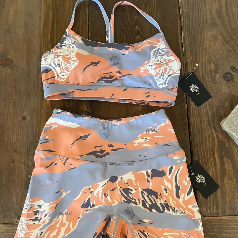Darc Sport Orange Wolf Tiger Camo set.